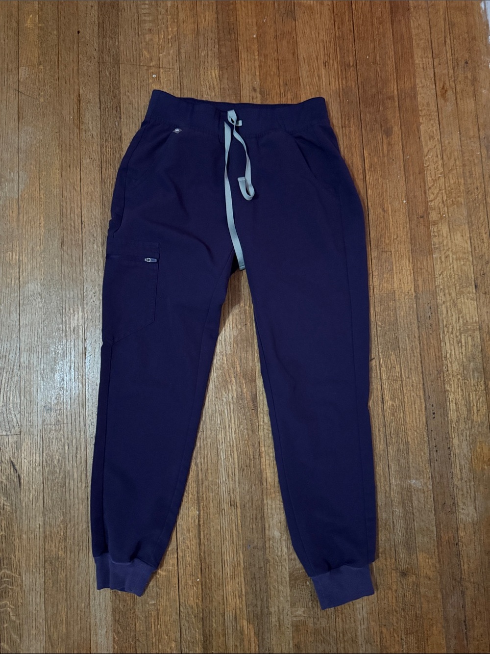 Figs scrub joggers purple shadow